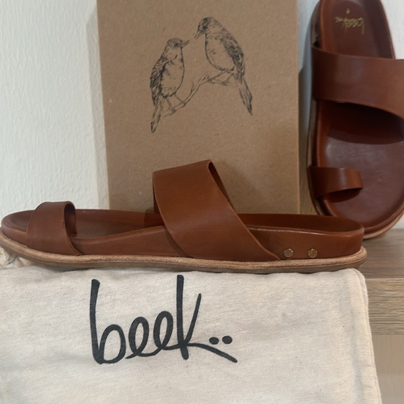 Beek Brown Leather Sandals Minimalist Design - Picture 4 of 4